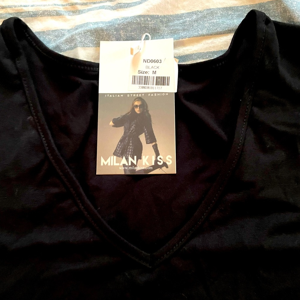 Women’s black shirt